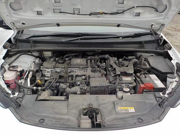 Toyota Prius 2023 Pearl