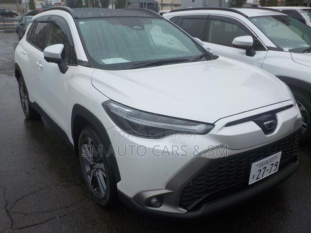 Toyota Corolla Cross 2024 Pearl