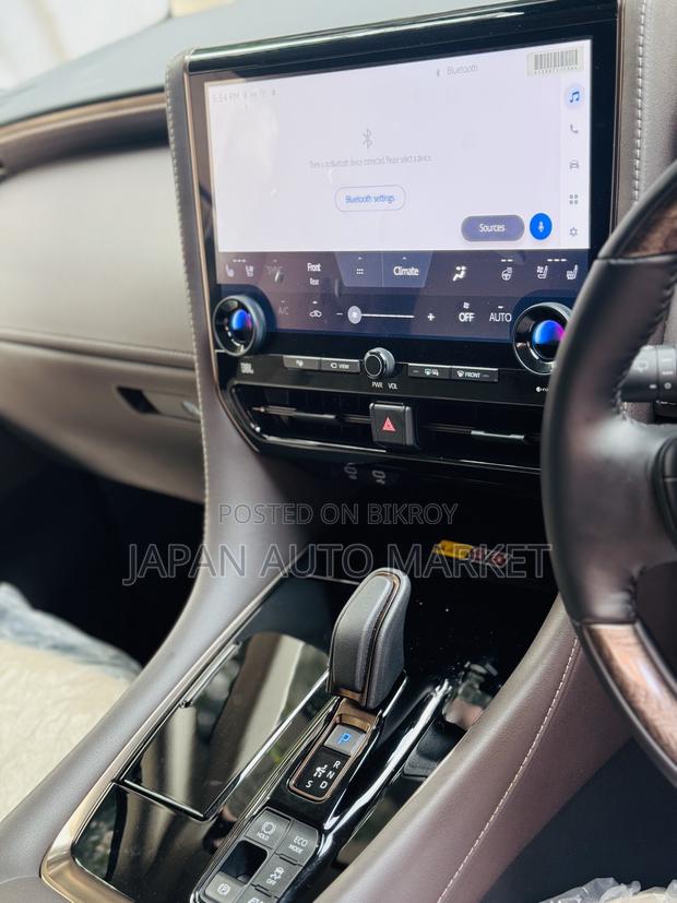 Toyota Alphard 2024 Brown