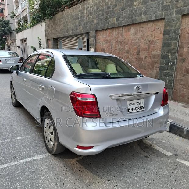 Toyota Axio 2016 Silver