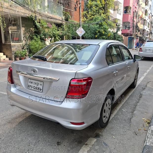 Toyota Axio 2016 Silver