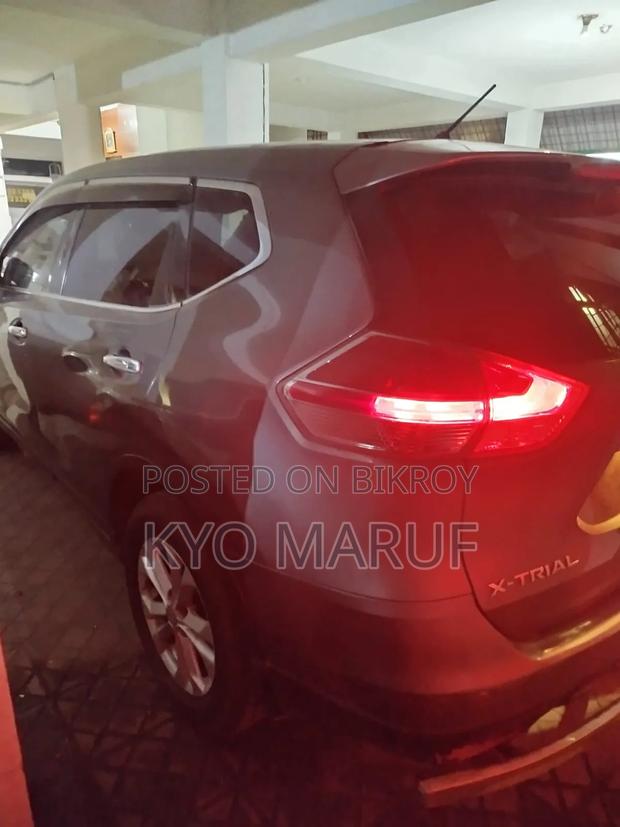 Nissan X-Trail 2.0 Petrol AWD 2013 Gray