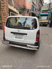 Toyota Probox 2005 White for sale