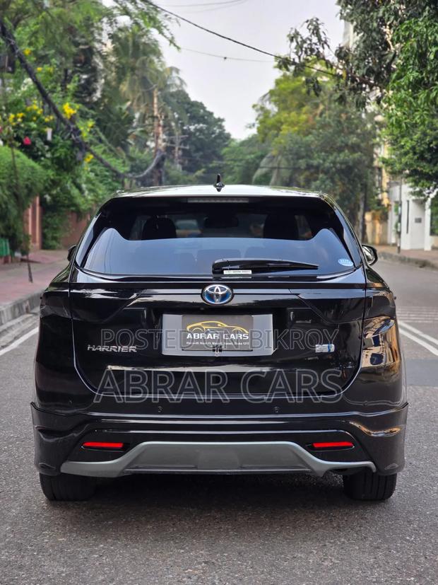 Toyota Harrier 2.5 Hybrid 4WD 2015 Black