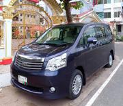 Toyota Noah 2.0 143hp FWD (7 Seater) 2013 Blue for sale