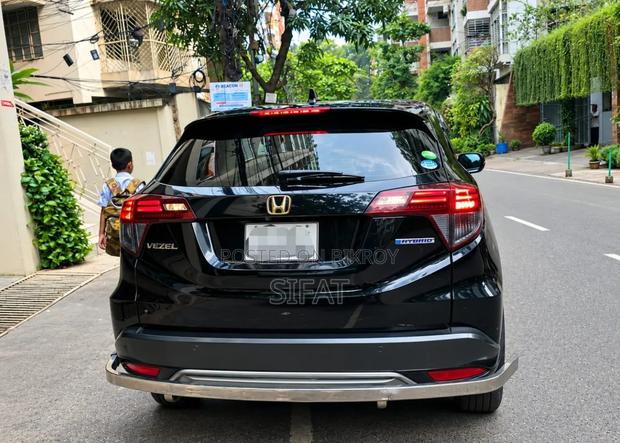 Honda Vezel 2016 Black