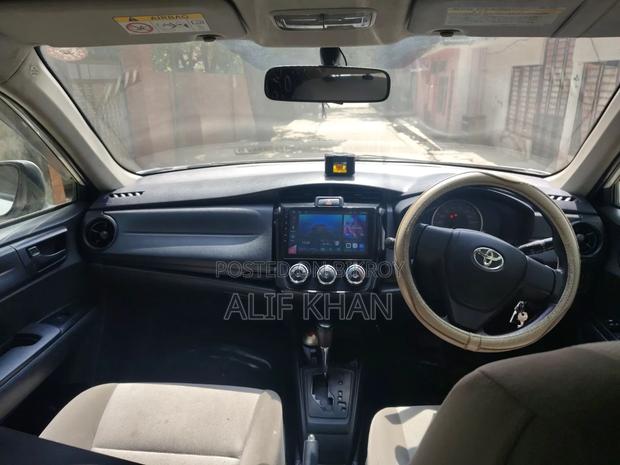 Toyota Axio 1.5 Hybrid 2WD 2017 Pearl