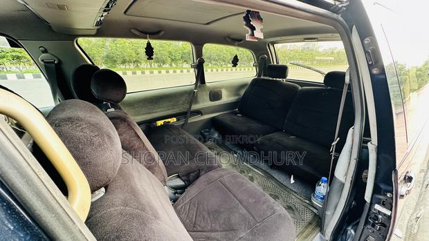 Toyota Estima 1997 Blue
