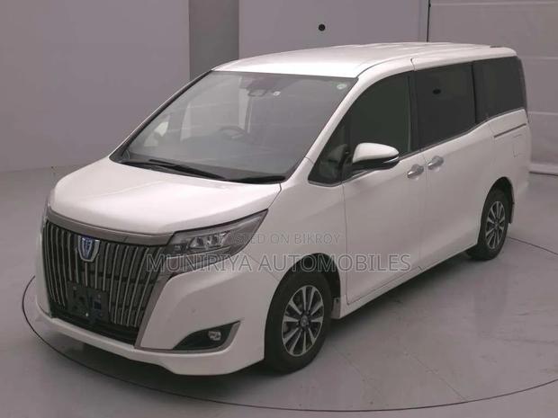 Toyota Esquire 2021 White