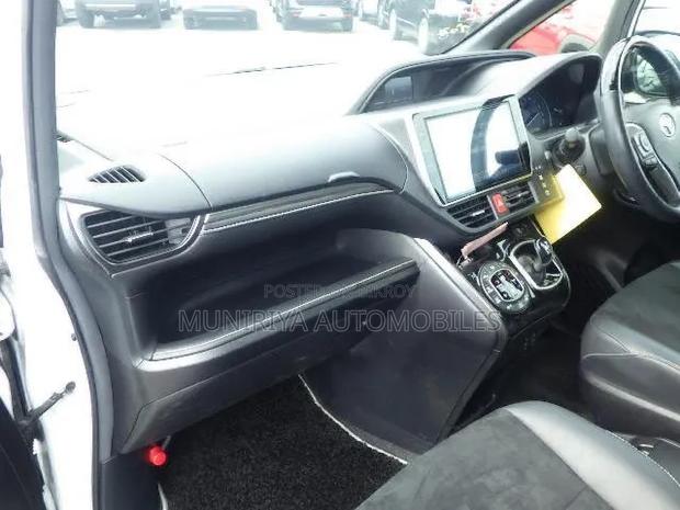 Toyota Esquire 2021 White