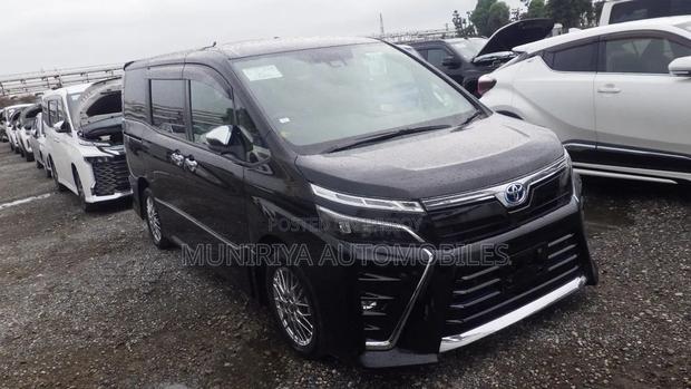 Toyota Voxy Hybrid ZS Kirameki III 2WD 7-Seater 2021 Black