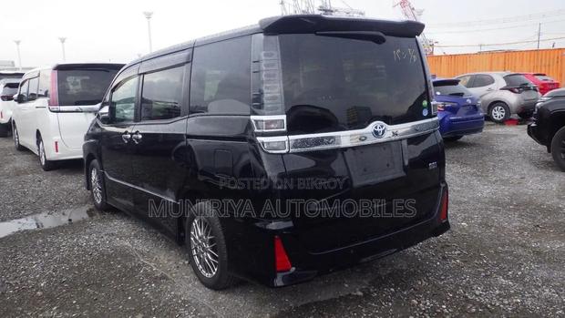 Toyota Voxy Hybrid ZS Kirameki III 2WD 7-Seater 2021 Black