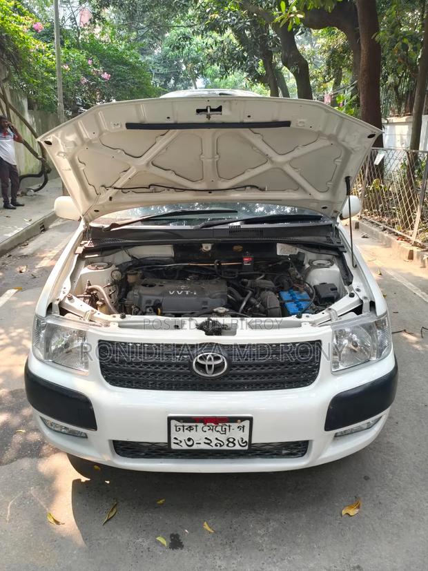 Toyota Succeed 2004 White