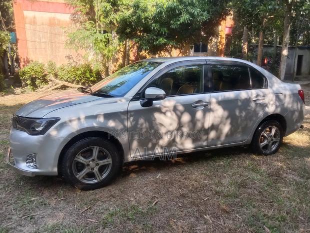 Toyota Axio 2012 Silver
