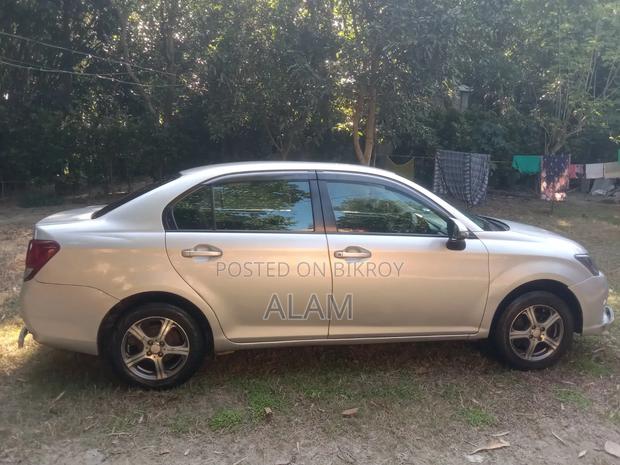 Toyota Axio 2012 Silver