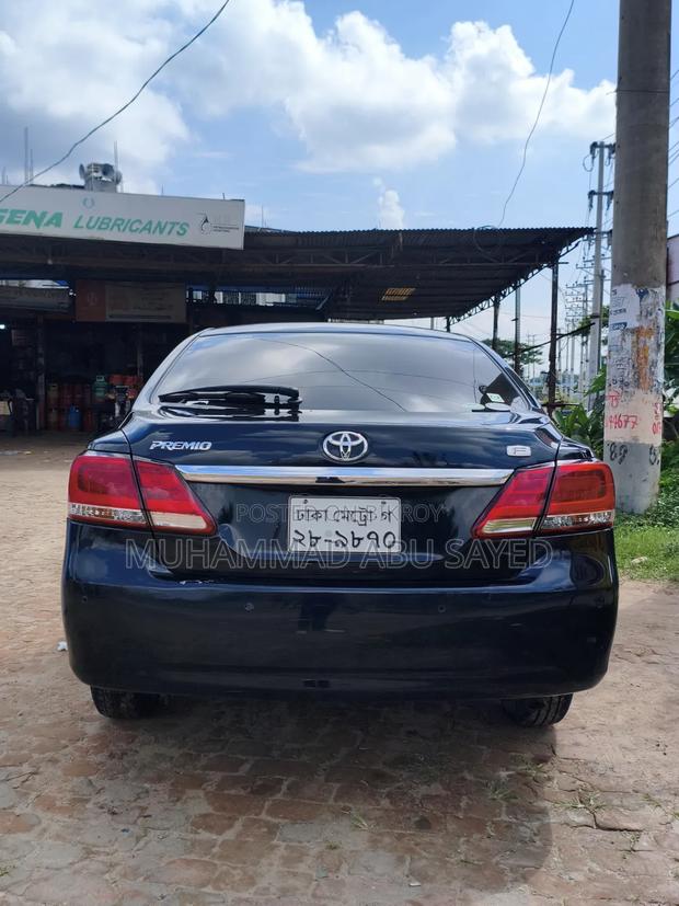 Toyota Premio 2018 Matt Black