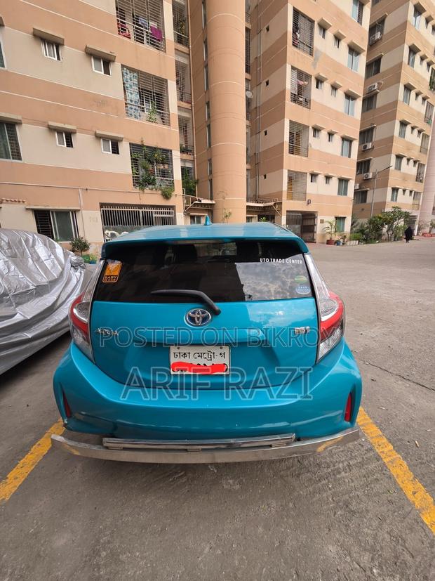 Toyota Aqua 2017 Blue