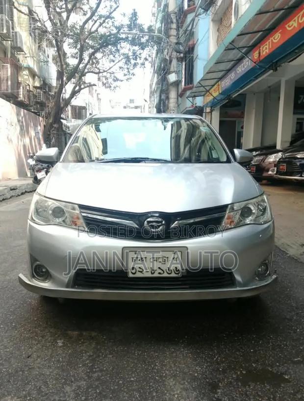 Toyota Corolla 2012 Silver