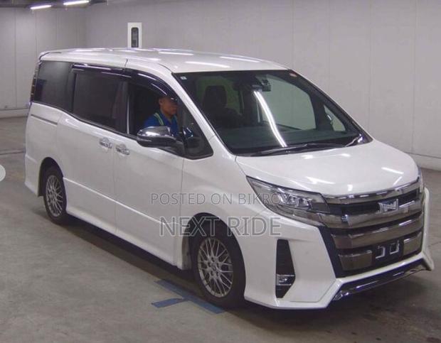 Toyota Noah 2021 Pearl
