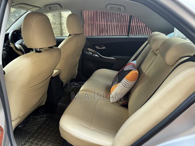 Toyota Allion 2012 Silver