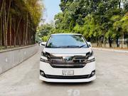 Toyota Vellfire 2015 Pearl for sale