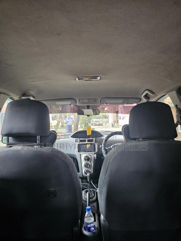 Toyota Vitz 1.0 FWD 5dr 2009 Black
