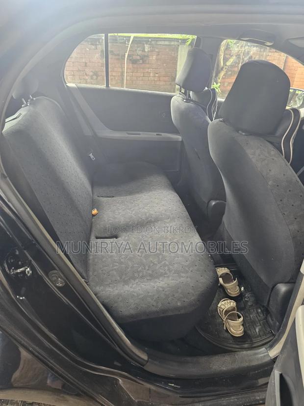 Toyota Vitz 1.0 FWD 5dr 2009 Black