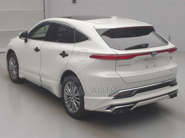 Toyota Harrier 2.5 Hybrid 2021 Pearl