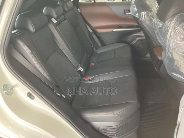 Toyota Harrier 2.5 Hybrid 2021 Pearl