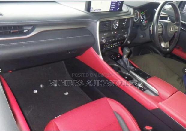 Lexus RX 2021 Pearl