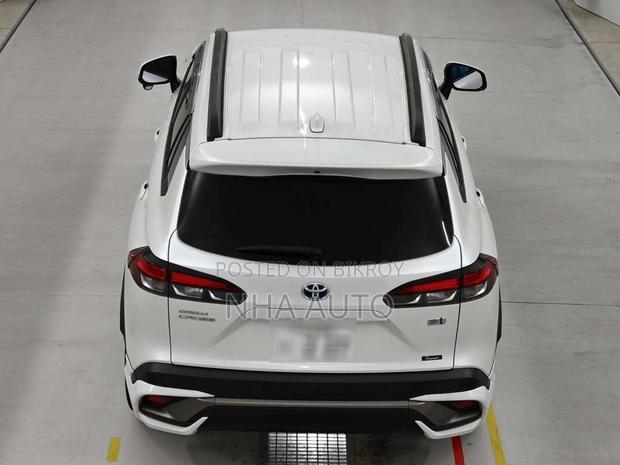 Toyota Corolla Cross 1.8 Hybrid FWD 2022 Pearl
