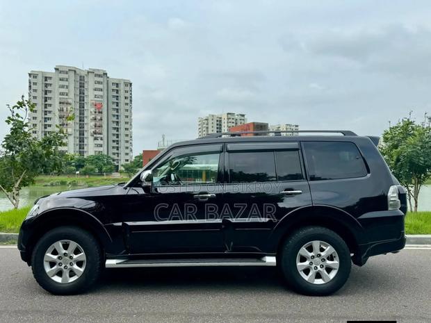 Mitsubishi Pajero V90 3.0 V6 GLS/GLX 2016 Black