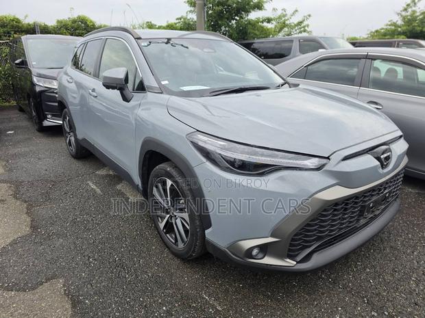 Toyota Corolla Cross 2024 Gray