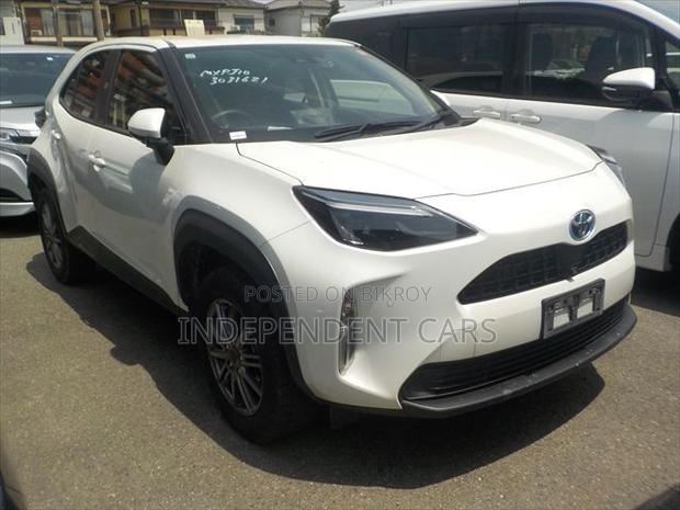 Toyota Yaris Cross 2021 Pearl