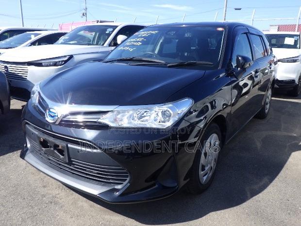 Toyota Corolla Fielder 1.5 Hybrid FWD 2021 Black
