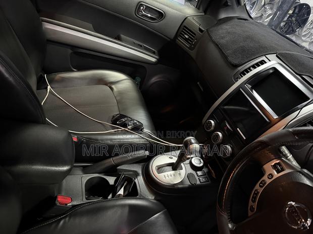 Nissan X-Trail 2010 Black