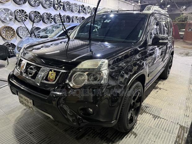 Nissan X-Trail 2010 Black