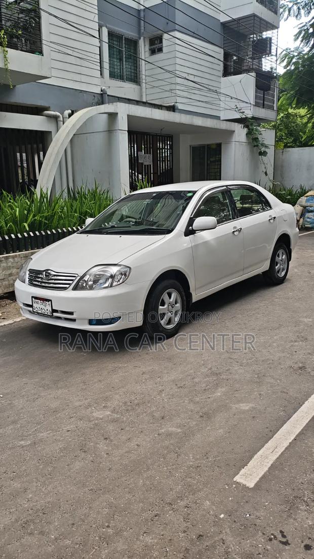 Toyota Corolla Sedan 2003 White
