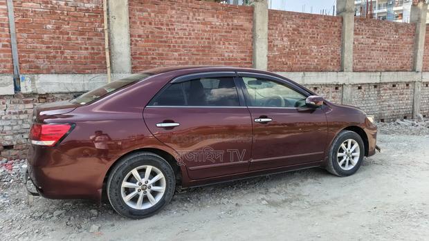 Toyota Premio 1.5 FWD 2021 Maroon