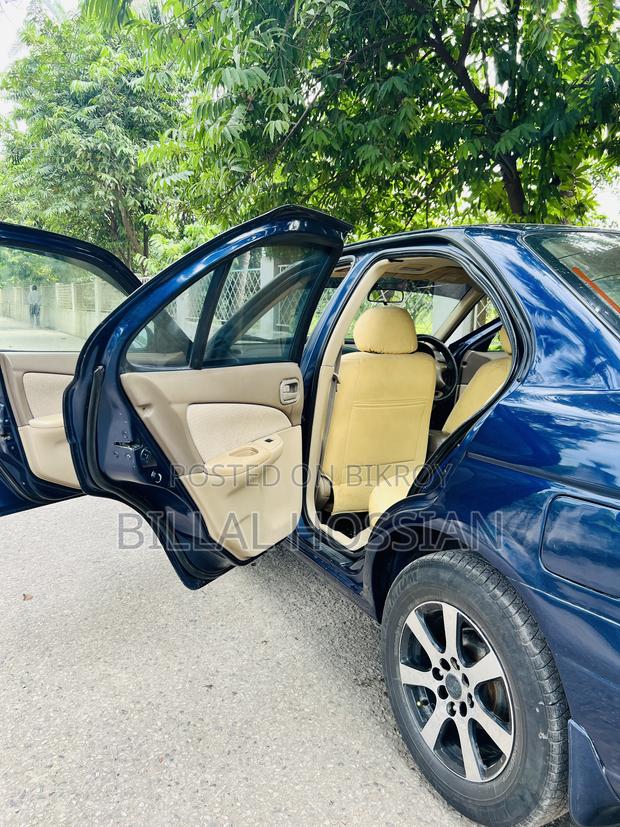 Nissan Sunny 2004 Blue