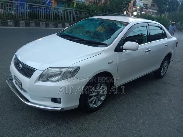 Toyota Axio 2012 Silver