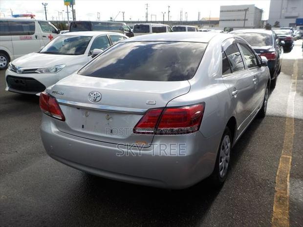 Toyota Premio 2020 Silver