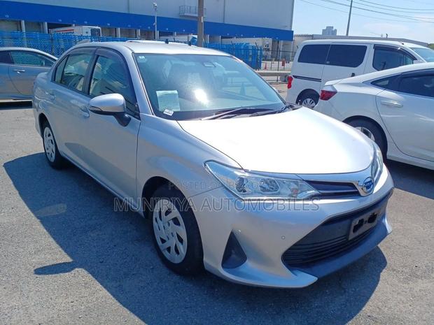 Toyota Axio 2021 Silver