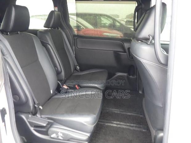 Toyota Noah 2021 Pearl