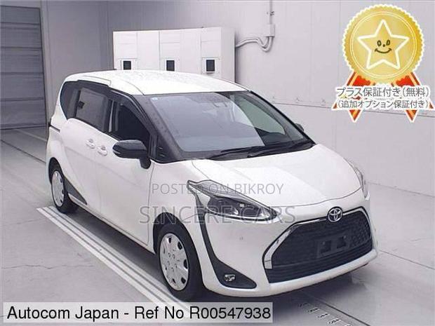 Toyota Sienta 2021 Pearl