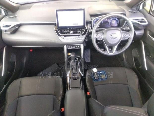 Toyota Corolla Cross 2024 Pearl