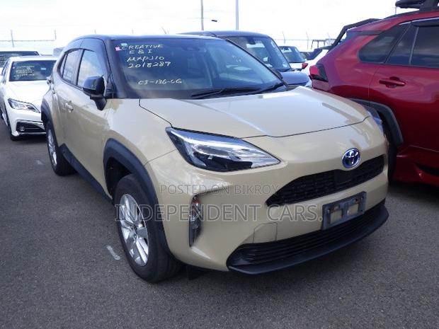 Toyota Yaris Cross 1.5 Hybrid FWD 2021 Beige