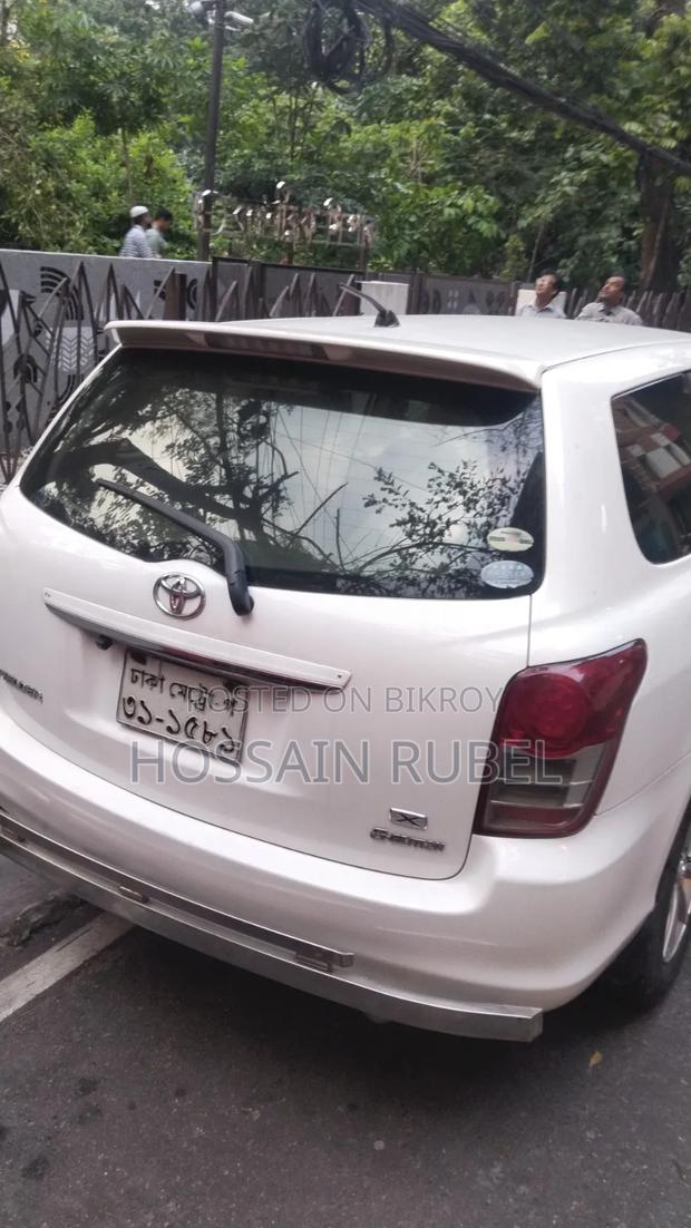 Toyota Axio 2006 White