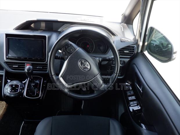 Toyota Noah 2020 Pearl