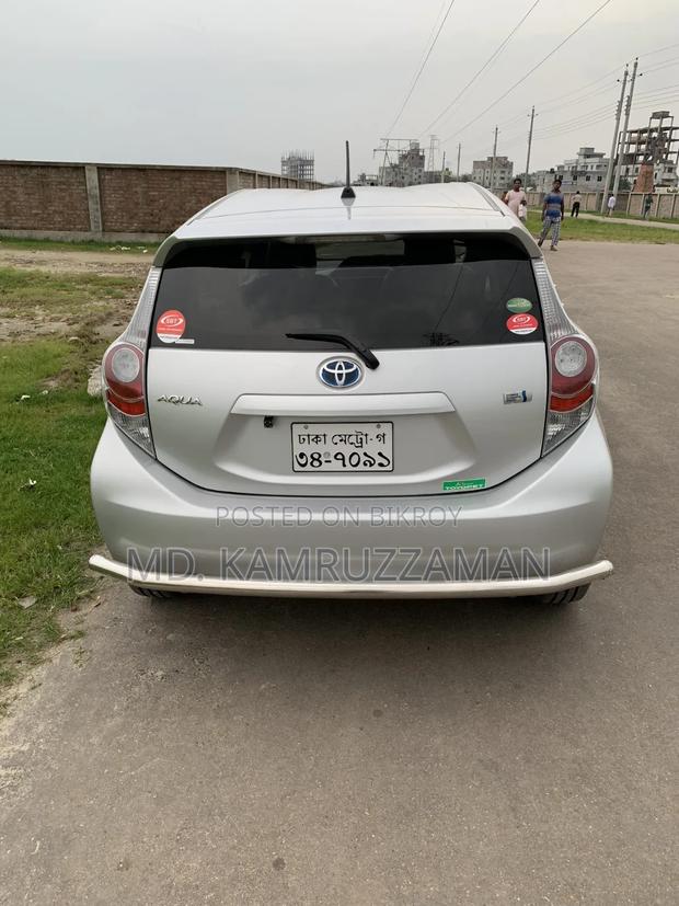 Toyota Aqua 2012 Silver